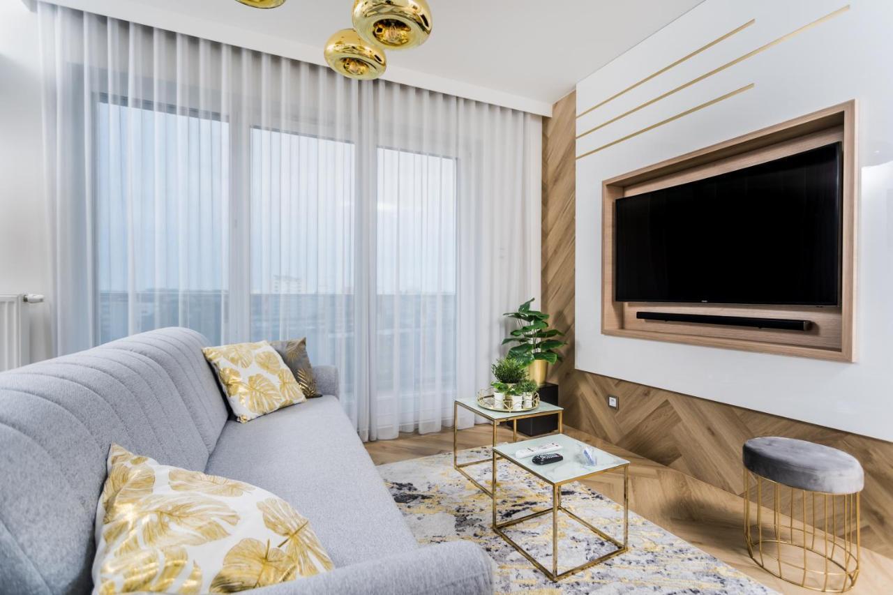 Resinest Apartamenty Jurowiecka J17 เบียวิสตอก ภายนอก รูปภาพ
