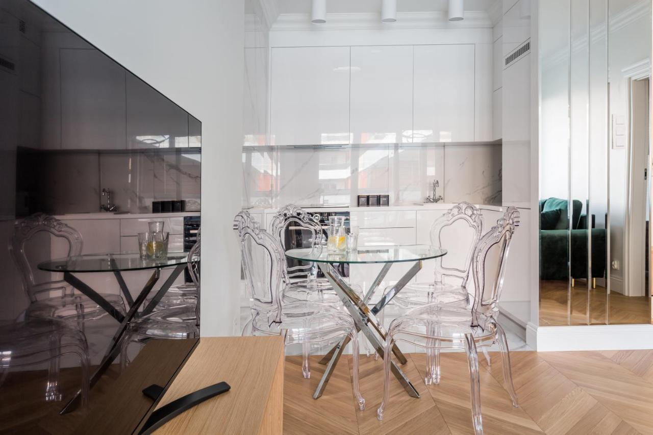 Resinest Apartamenty Jurowiecka J17 เบียวิสตอก ภายนอก รูปภาพ