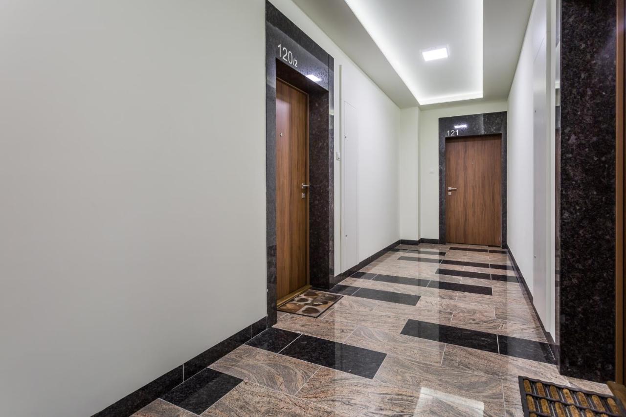 Resinest Apartamenty Jurowiecka J17 เบียวิสตอก ภายนอก รูปภาพ