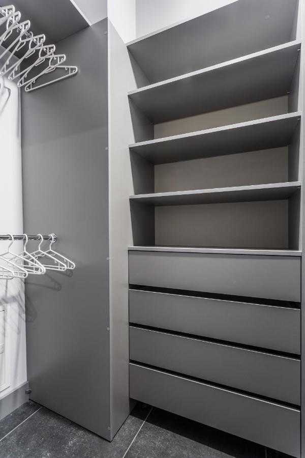 Resinest Apartamenty Jurowiecka J17 เบียวิสตอก ภายนอก รูปภาพ