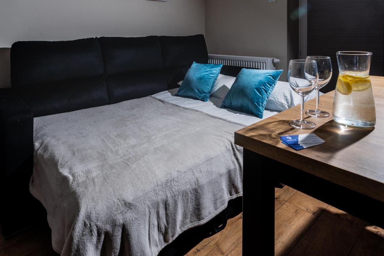 Resinest Apartamenty Jurowiecka J17 เบียวิสตอก ภายนอก รูปภาพ